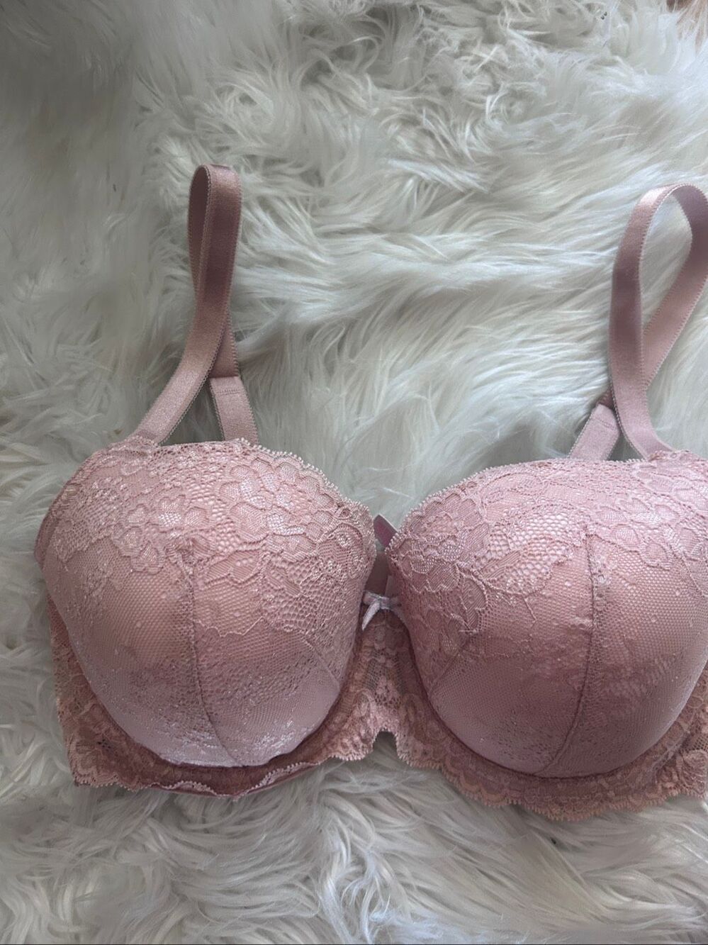 Victoria's Secret Dream Angels Pink Lace Wireless Bra Women's Size 36DD